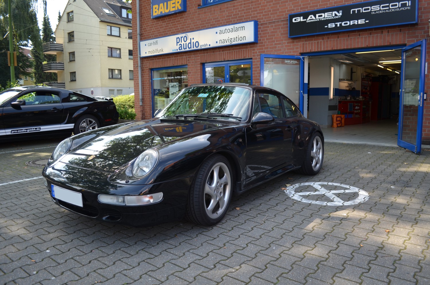 Porsche Carrera GPS Auto