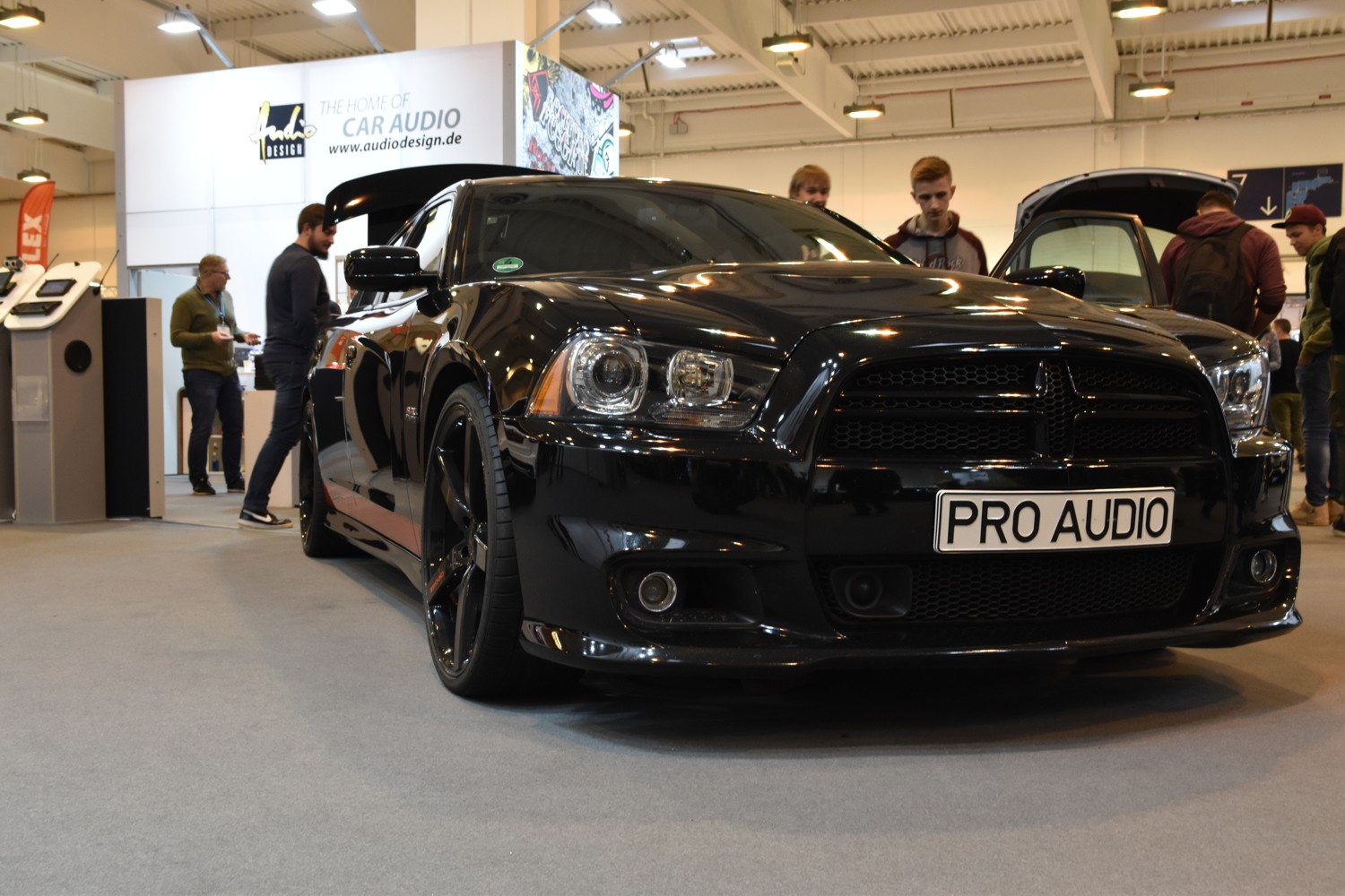 Dodge Charger SRT Soundsystem JL Audio Auto