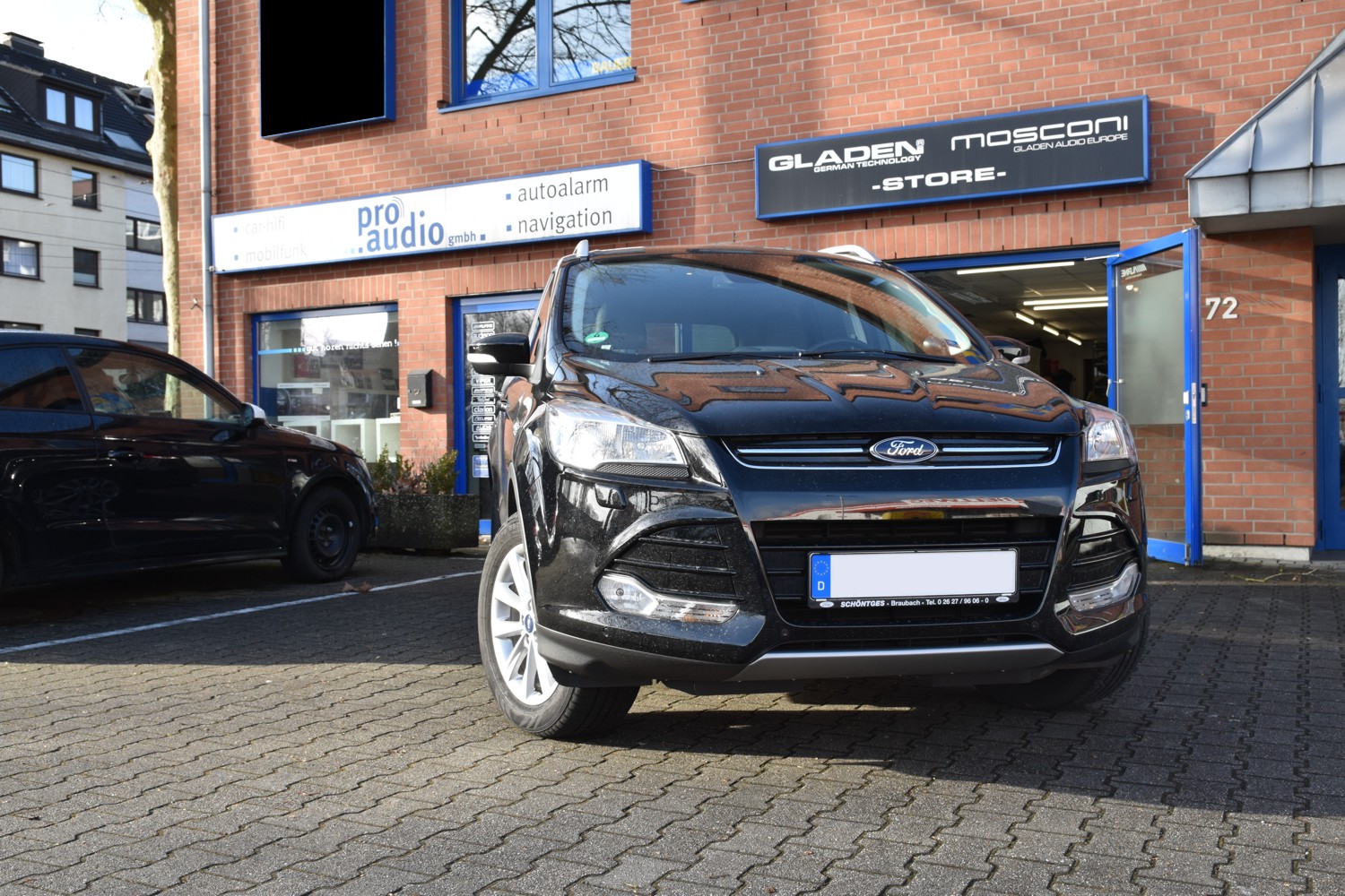 Ford Kuga Hifi Gladen Mosconi Auto