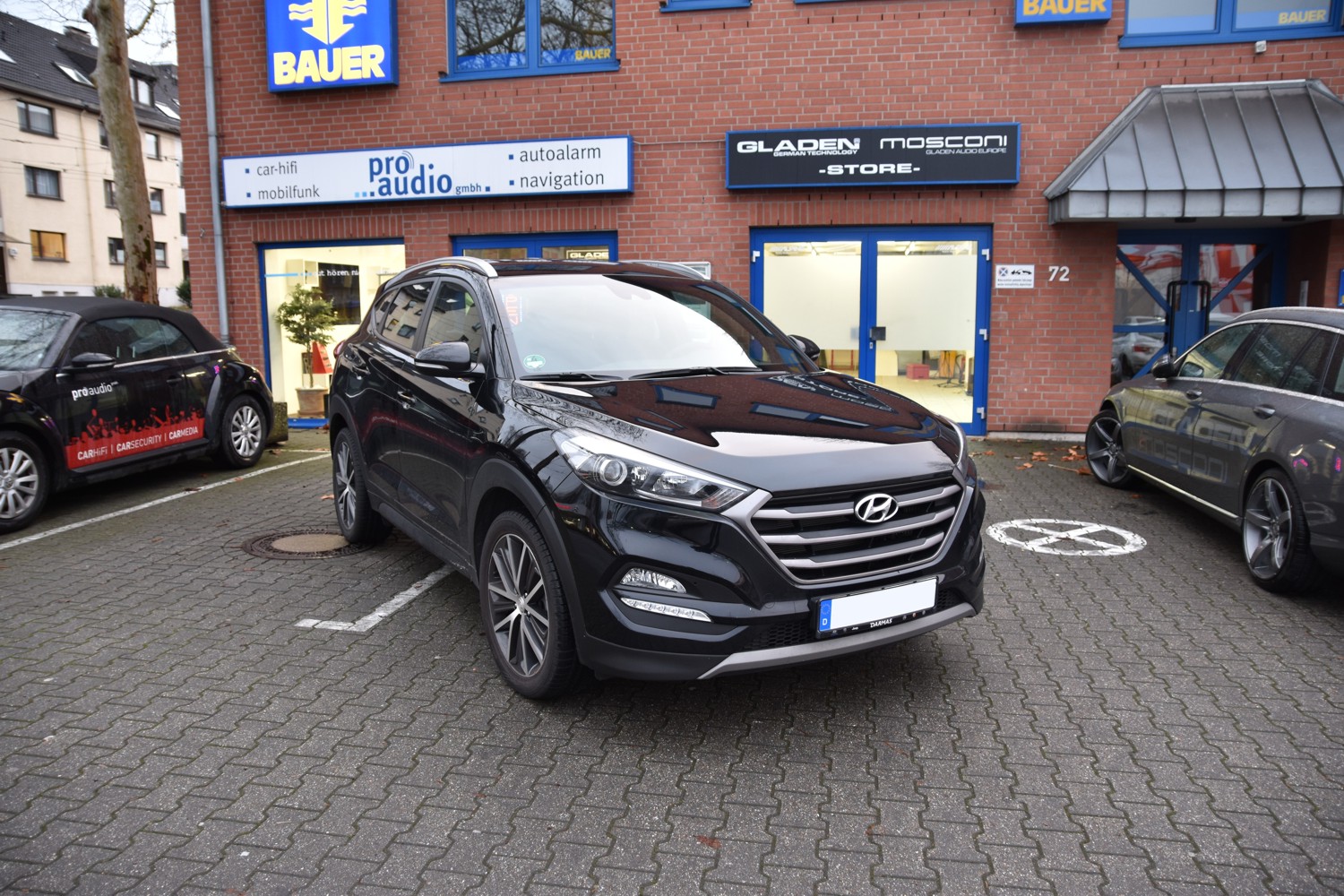 Hyundai Tucson Soundpaket audiofrog mosconi gladen Auto