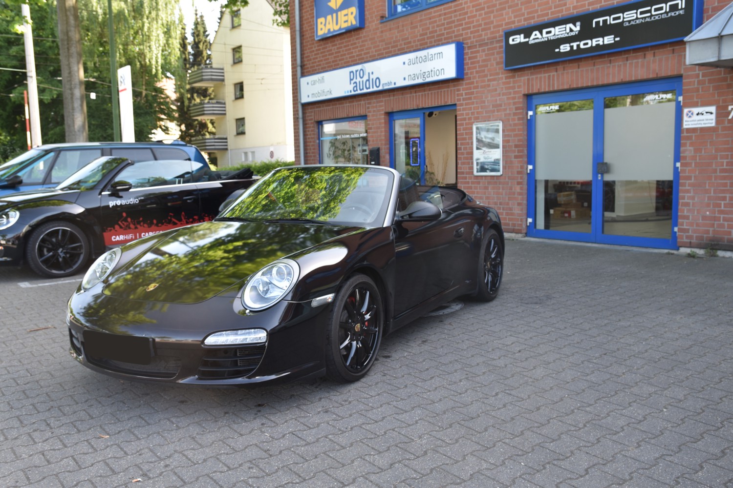 Porsche997 2 Soundsystem Gladen Mosconi Auto01